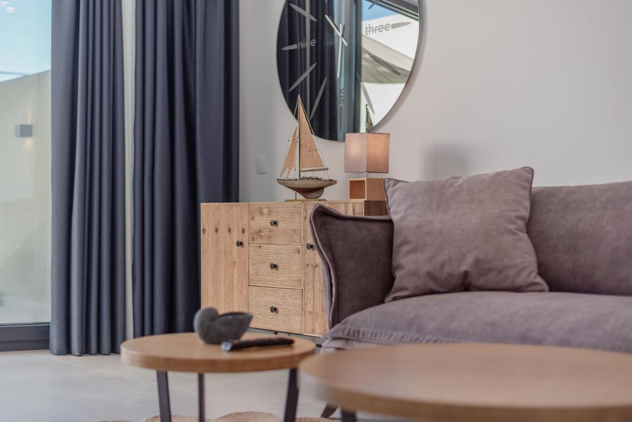 Swans Luxury Homes Kommeno  Luaran gambar