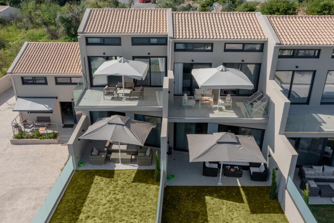 Swans Luxury Homes Kommeno  Luaran gambar